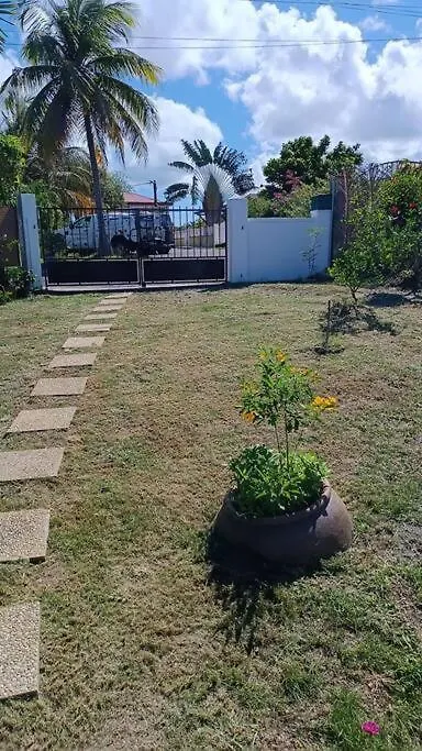 Tukusi Bungalow Le Moule