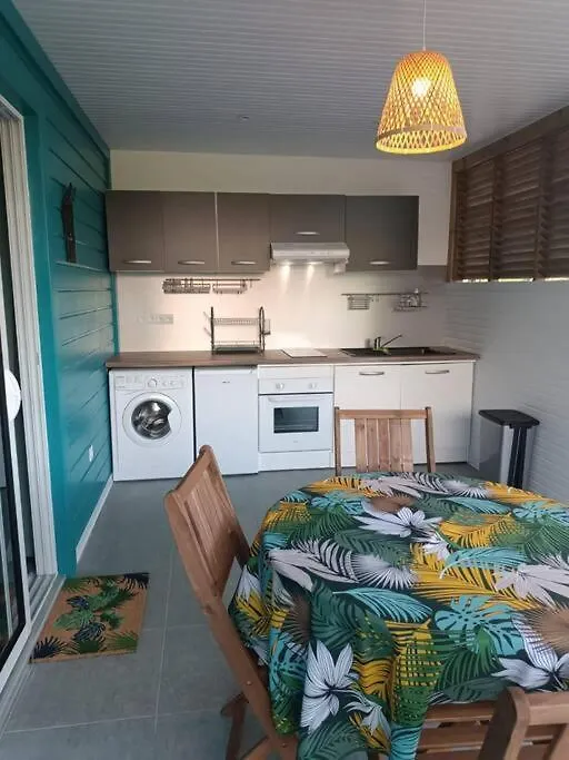 Tukusi Bungalow Le Moule Nyaraló